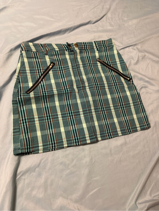 Forever 21 Dresses & Skirts - Forever 21 Teal Plaid Mini Skirt with Zip Pockets